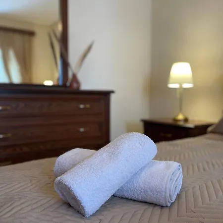 Likas House Apartamento *